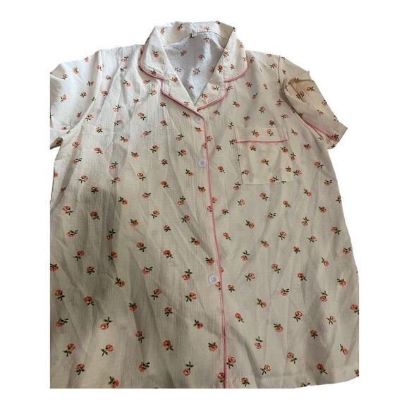 Pajama Shorts Set with Roses Size XL - Picture 3 of 3